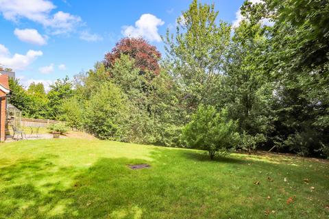 Waverley Caldbec Hill, Battle, TN33 0JY