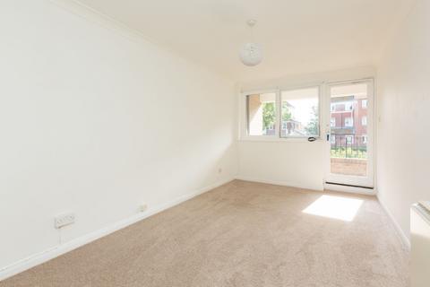 2 bedroom apartment for sale, Lyell Court, Lyell Road, CT7