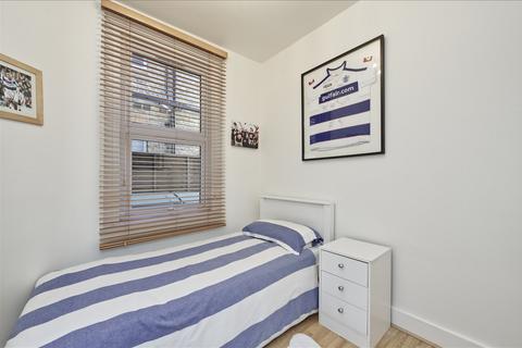 2 bedroom flat for sale, Acton W3 W3