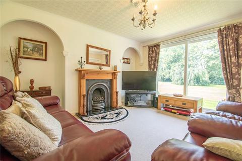 4 bedroom equestrian property for sale, Church Side, South End, Goxhill, North Lincolnshire, DN19