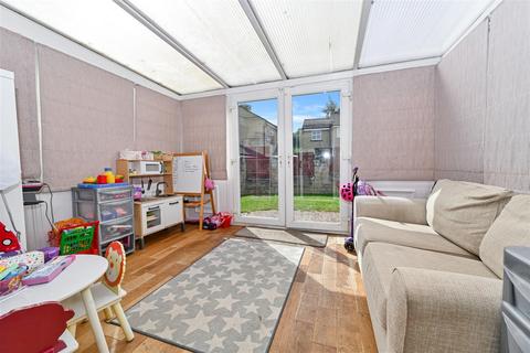53 Tenterfields, Apperley Bridge, Bradford, BD10 0UN