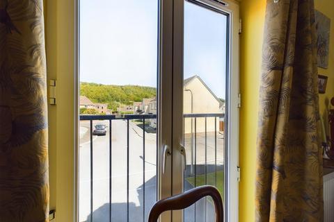 13 Cwrt Lando, Pembrey, Burry Port, SA16 0YE