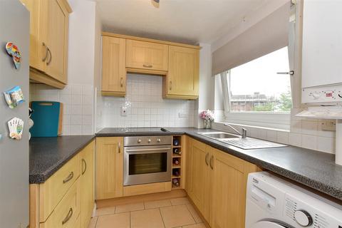 2 bedroom maisonette for sale, Shepherds Close, Romford, Essex