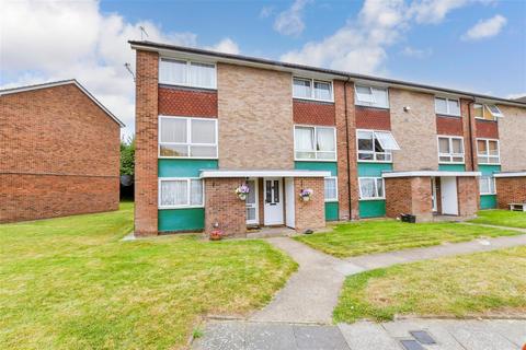 2 bedroom maisonette for sale, Shepherds Close, Romford, Essex