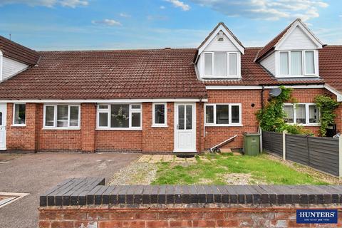 3 bedroom terraced house for sale, Best Close, Wigston