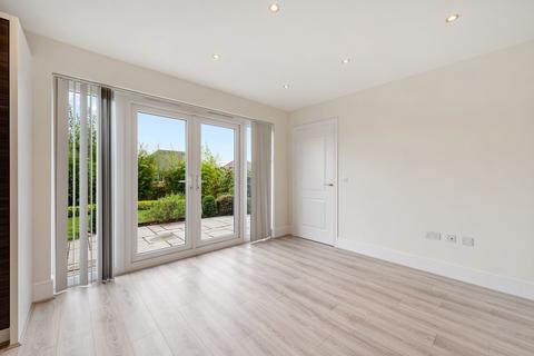 6 North Fold Close, Tyldesley, Manchester, M29 8SE