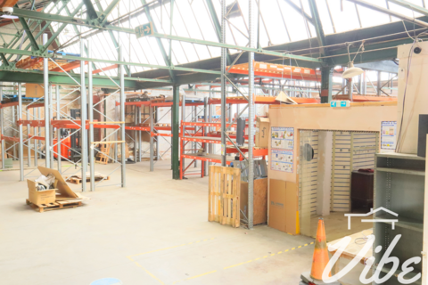 Industrial unit to rent, Hermitage Road, London N4