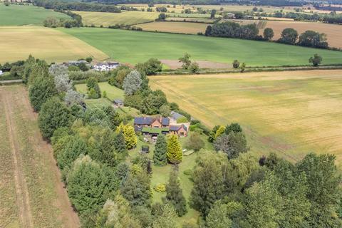 5 bedroom country house for sale, Buckingham Road Westbury Brackley, Northamptonshire, NN13 5JP