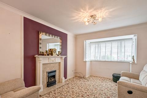 5 Chartwell, Tamworth, B79 7UE