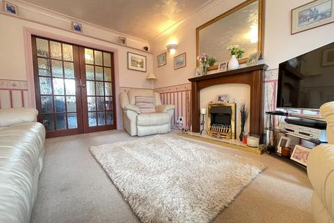 3 bedroom semi-detached house for sale, Sunny Bank Walk, Mirfield