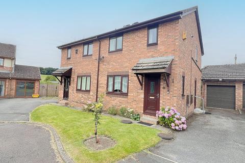 42 Cambrian Bar, Low Moor, Bradford, BD12 0EB