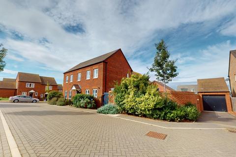 4 bedroom detached house for sale, Kirtley Road, Wellingborough, Northamptonshire, NN8 1TB