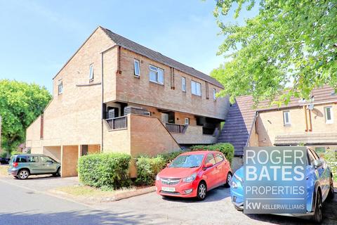 2 bedroom maisonette for sale, Mill Green, Basildon, Essex SS13