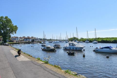 undefined, Quay Road, Christchurch, BH23