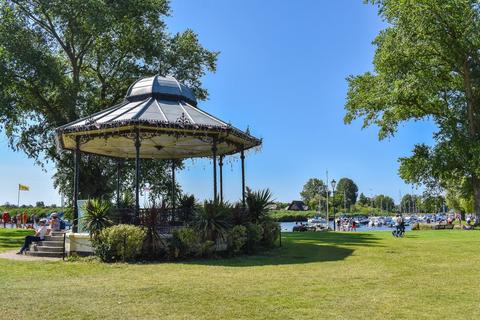 undefined, Quay Road, Christchurch, BH23