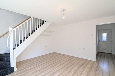 2 bedroom semi-detached house to rent, Ambridge Grove, Milton Keynes MK6