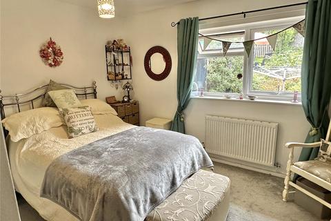 9 Old Barn Close, Llandinam, SY17 5BL
