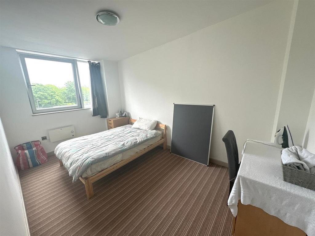 Bedroom 2.jpeg
