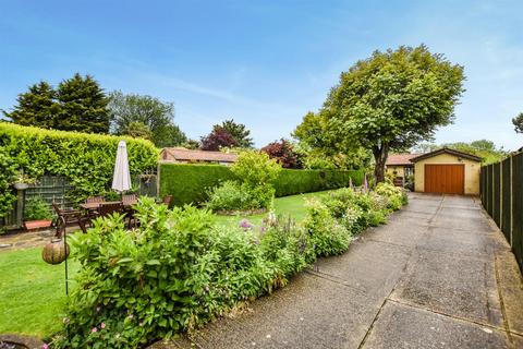 3 bedroom detached bungalow for sale, Willow Grove, South Woodham Ferrers