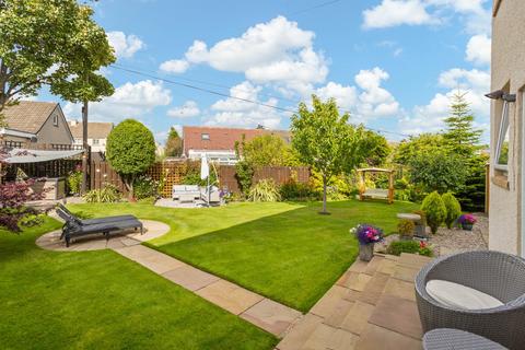 8 Larkfield Drive, Dalkeith, EH22 3HN