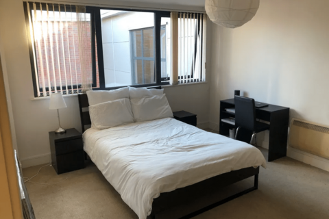 2 bedroom flat to rent, Mary Ann Street, Birmingham B3