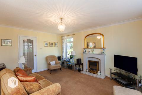 7 Fulwood Close, Bury, BL8 2TL