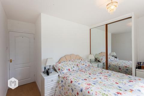 7 Fulwood Close, Bury, BL8 2TL