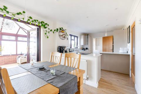 12 Birch Close, Lowestoft, NR32 3QF