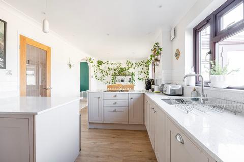 12 Birch Close, Lowestoft, NR32 3QF