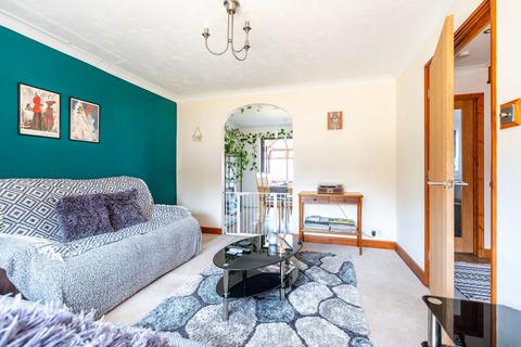 12 Birch Close, Lowestoft, NR32 3QF