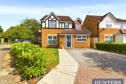 4 bedroom detached house for sale, Whitefields Close, Beverley, HU17 9GY