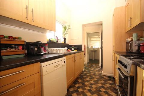 1 bedroom in a house share to rent, Guildford Park Road, Guildford, Surrey, GU2