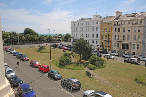 2 bedroom flat for sale, Wilmington Square, Eastbourne, BN21 4DX