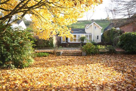 3 bedroom detached bungalow for sale, South Street, Broad Chalke