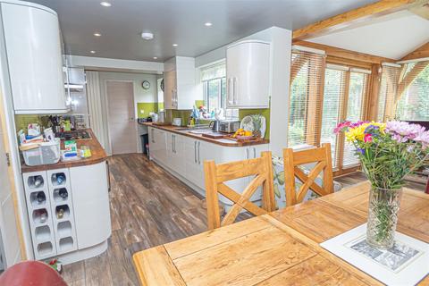 24 Furlong Avenue, Tean, Stoke-on-trent, ST10 4JS