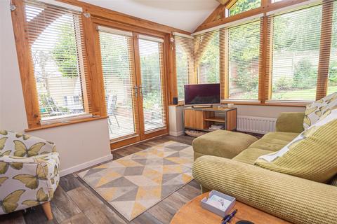 24 Furlong Avenue, Tean, Stoke-on-trent, ST10 4JS