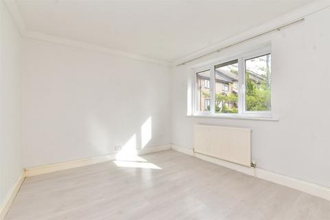 135 Aveling Close, Purley, CR8 4DY