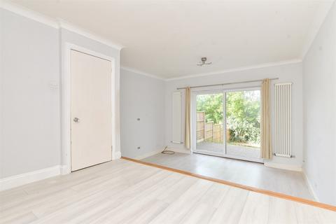 135 Aveling Close, Purley, CR8 4DY