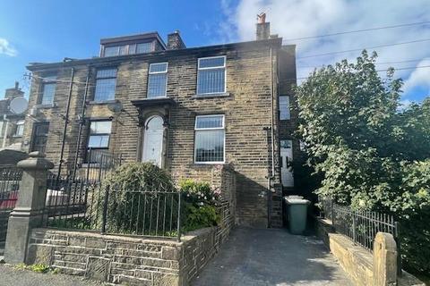 3 bedroom end of terrace house to rent, Allerton Road, Bradford BD15