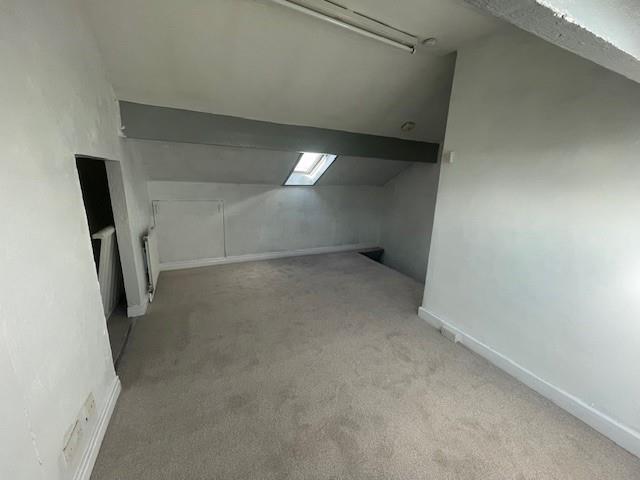 Attic Bed 2.jpg