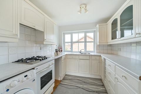 2 bedroom maisonette for sale, Dunbar Drive, Woodley, RG5