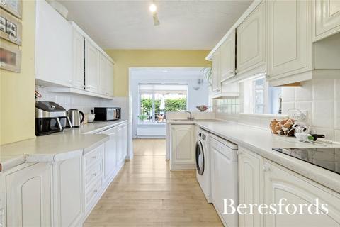 92 Long Brandocks, Writtle, Chelmsford, CM1 3JP