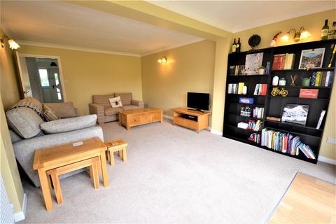 15 Marsh Road, Burnham-on-crouch, CM0 8LZ