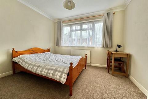 15 Marsh Road, Burnham-on-crouch, CM0 8LZ