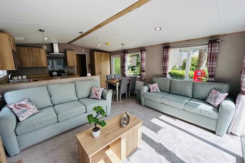 2 bedroom lodge for sale, Coghurst Hall Holiday Park