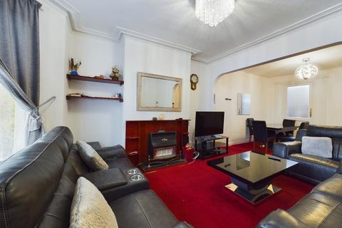 3 bedroom terraced house for sale, Stimpson Avenue, Abington, Northampton, NN1 4LR