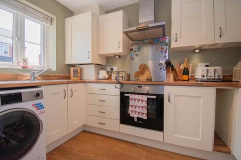 2 bedroom semi-detached house for sale, Simpson Road, Leicester