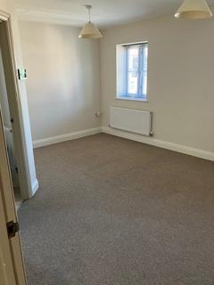 2 bedroom flat to rent, Ilminster Road, Taunton TA1