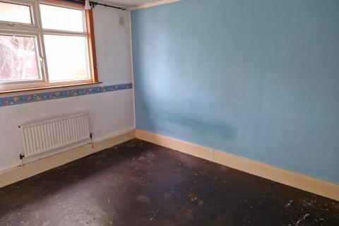 9 Cotswold Road, Wakefield, WF2 8EL