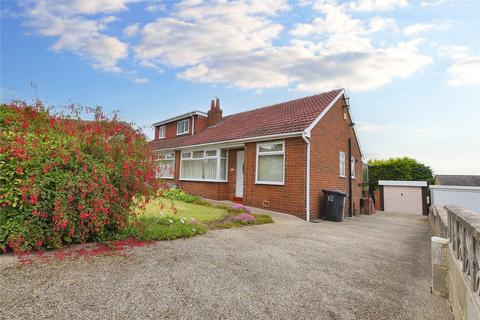 2 bedroom bungalow for sale, Manor Farm Drive, Churwell, Morley, Leeds